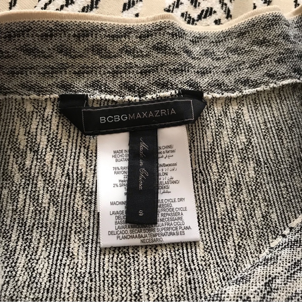 BCBG Max Azria Skater Skirt NWOT - Picture 6 of 7